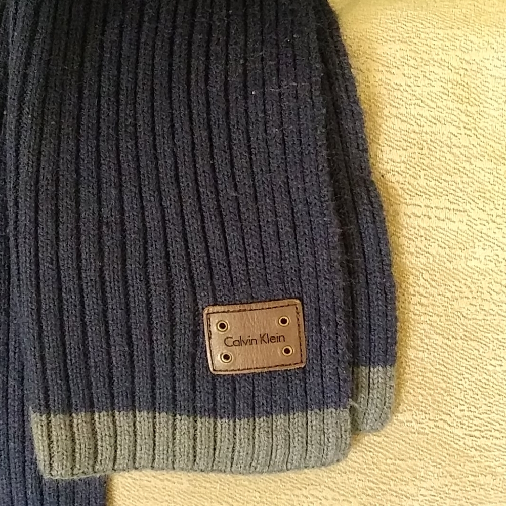 Calvin Klein Mens Scarf - Picture 3 of 5